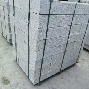 乌海 芙蓉白火烧两面路沿石