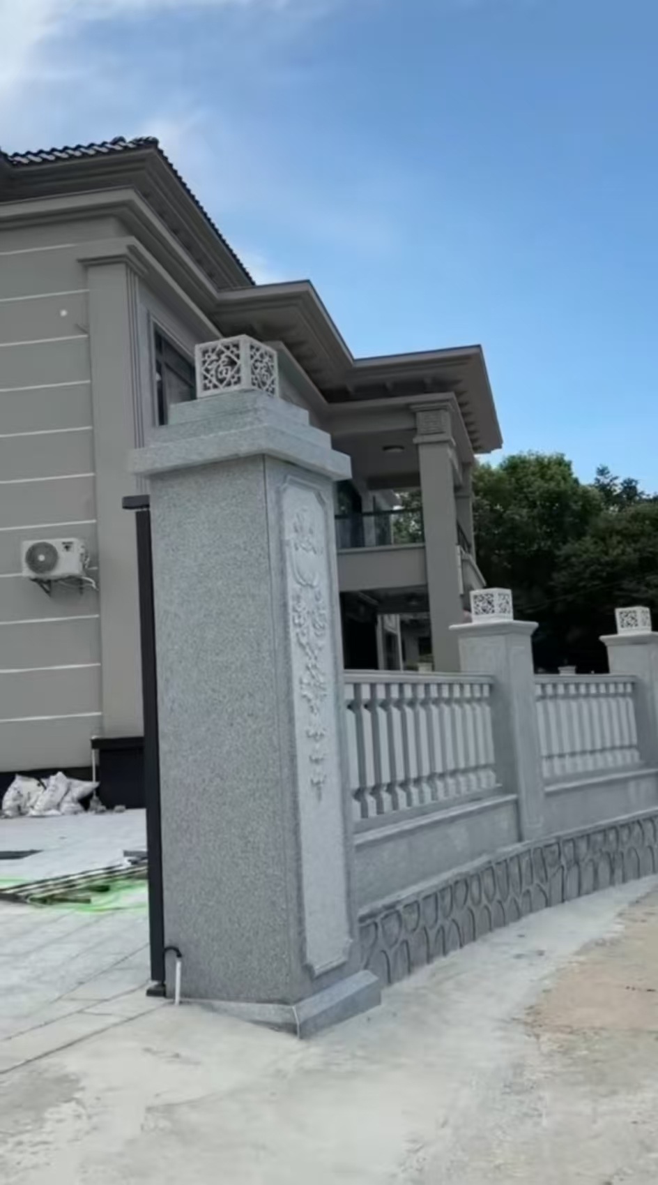 乌海 芝麻白别墅围墙栏杆，私人订制