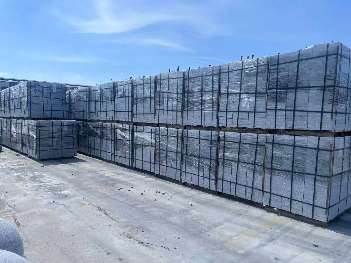 乌海 芝麻白火烧成品300*600地铺料，大量现货，物美价廉
