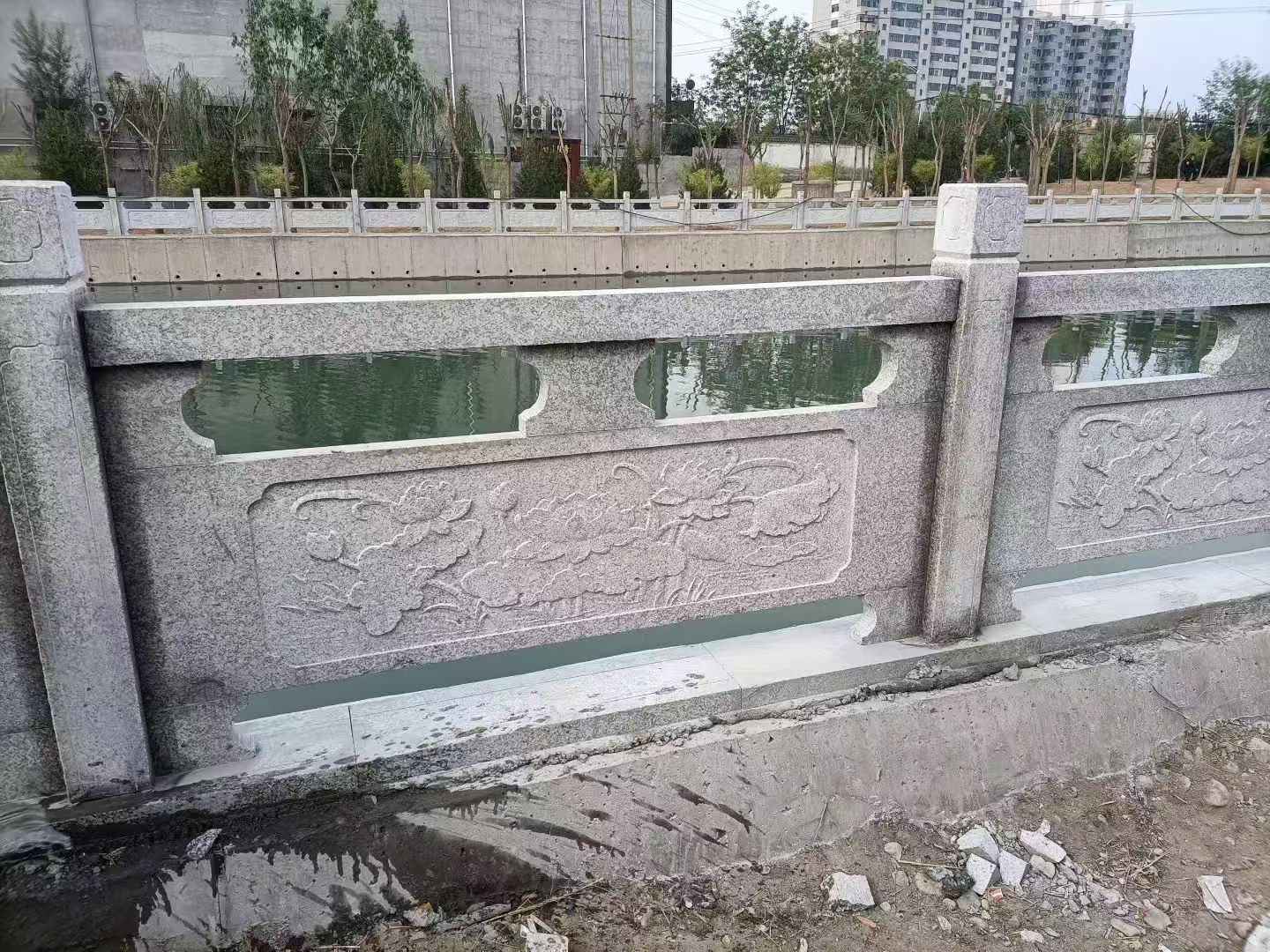 乌海 芙蓉白大花桥梁、河道，石材栏杆、围栏、护栏