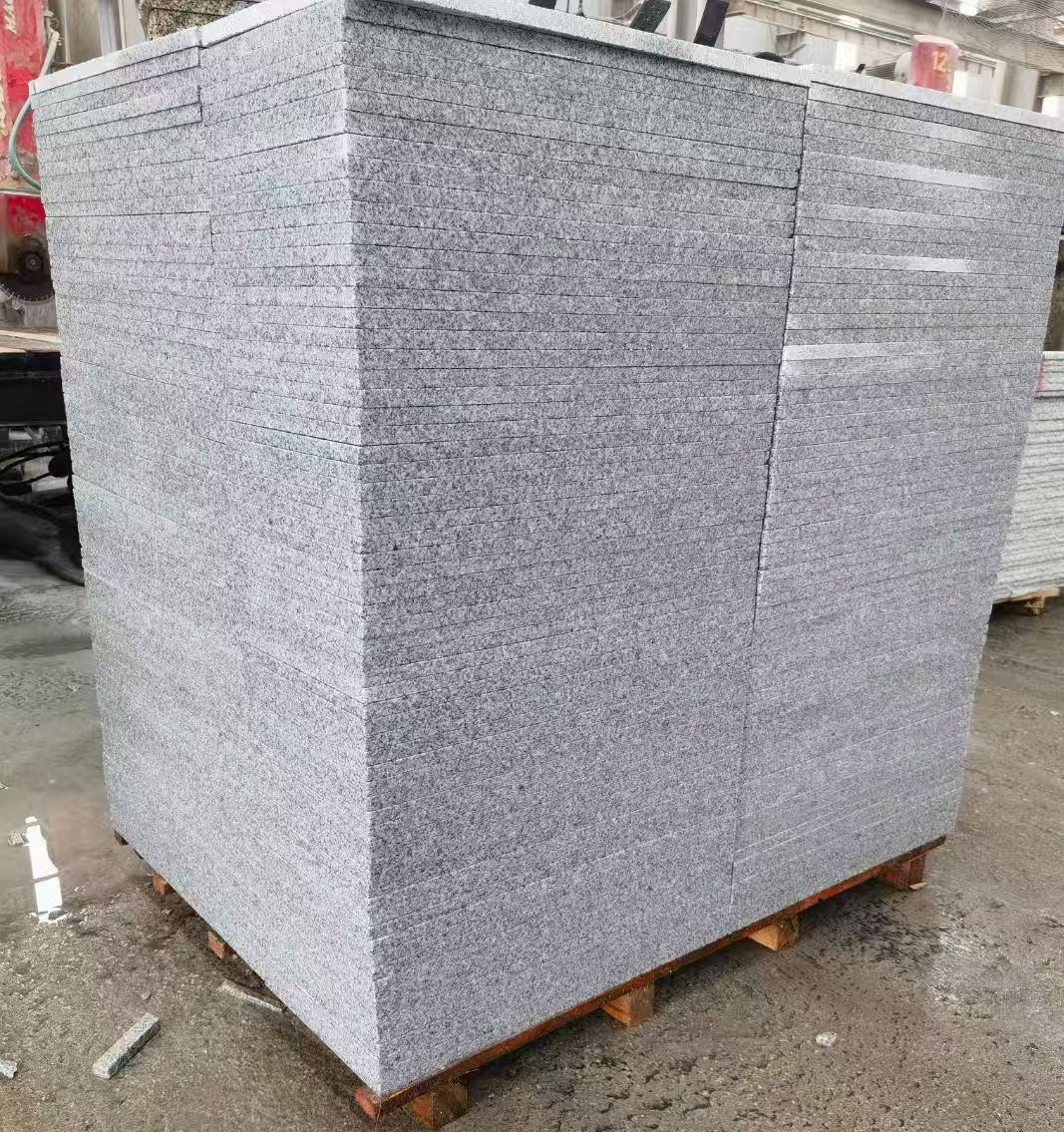 乌海 火烧面地铺石，街道广场园林市政工程板，1.8~5.0厚均有现货