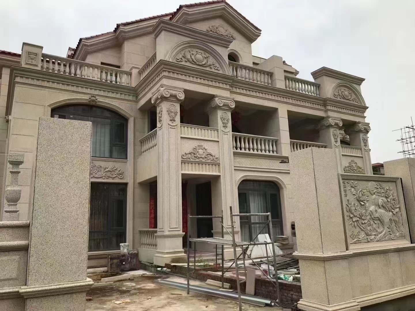 乌海黄金麻别墅外墙安装效果