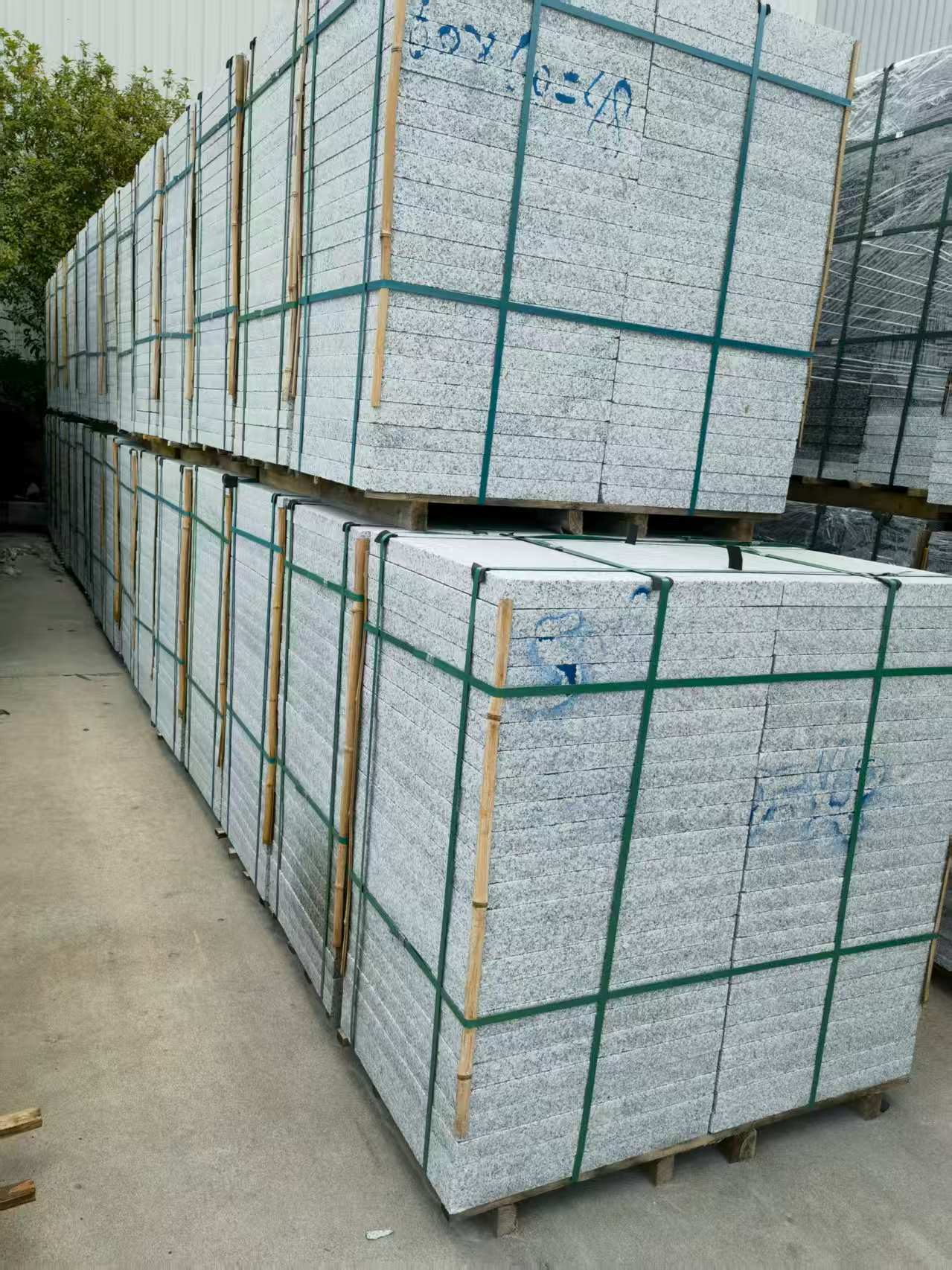 乌海 大花芙蓉白火烧成品，市政园林广场地铺石